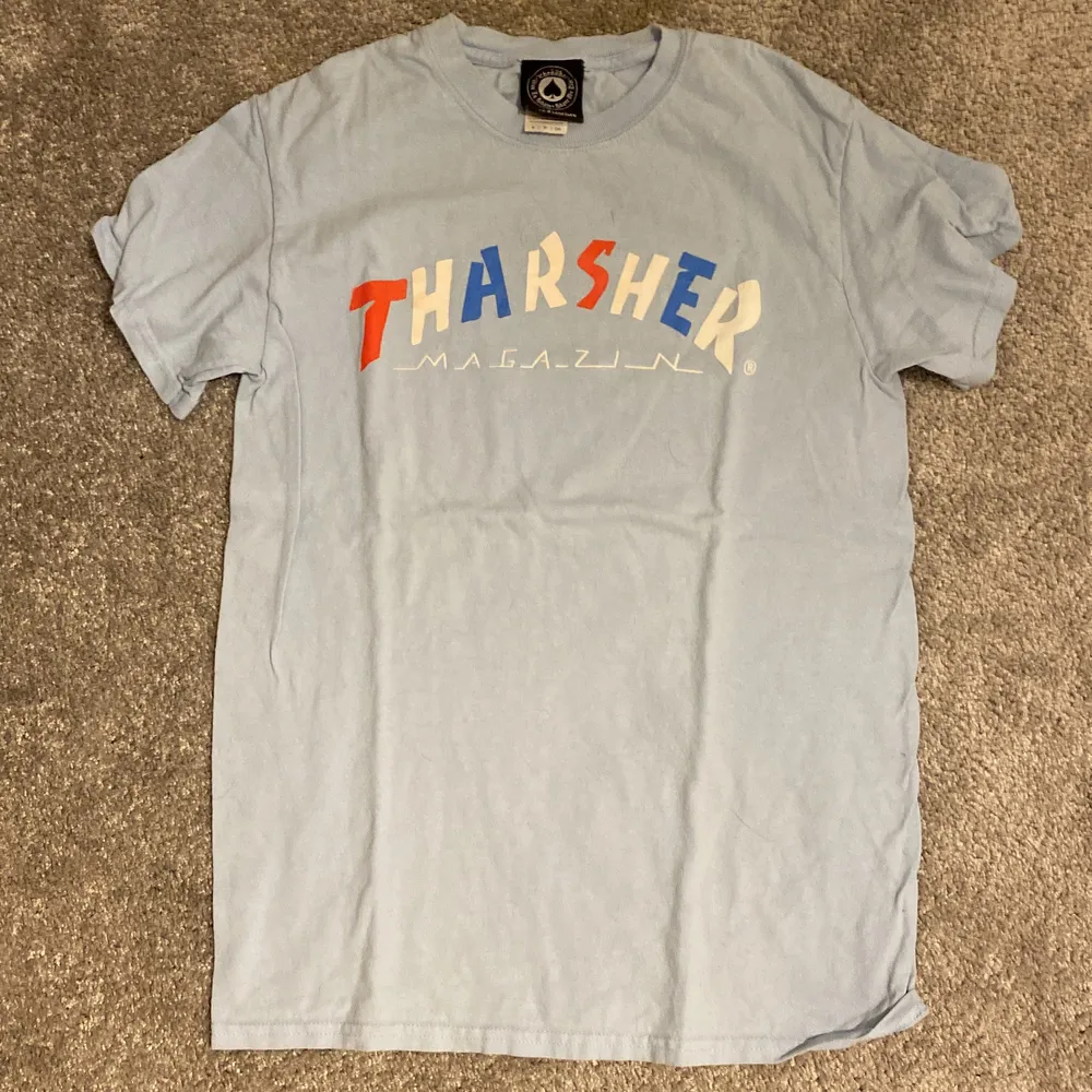 Brand New Thrasher Tshirt. Note the spelling is on purpose. Size S, Small. Message for more images.. T-shirts.