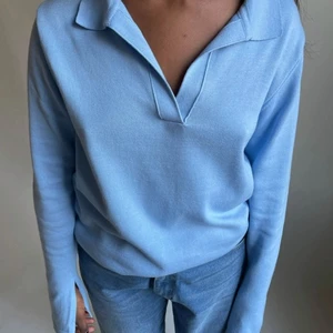 Djerf Avenue Getaway Topp S - Använd en gång, som ny! Frakt på 66kr tillkommer 