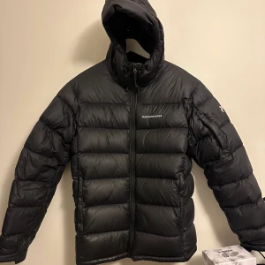 Peak performance jacka - Super bra skick, väldigt lite använd 