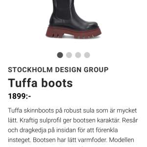 Fina boots säljes på grund av felinköpt strl . Använda endast under ett par timmar . Prislapp och kvitto plus kartong finns