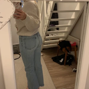 Lager 157 jeans  - Blåa straight jeans från lager 157 i stl S men passar mig som är 36-38 i stl, Dom sitter jätte fint men kommer inte till användning längre