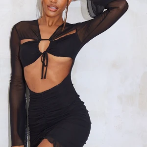 Svart Klänning - En svart klänning, perfekt till fest! Aldrig använd