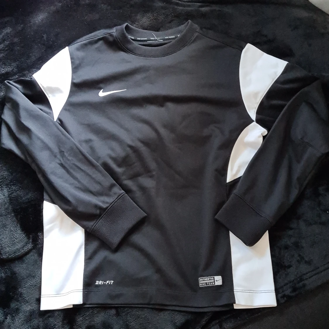 Nike tröja stl.146-152 