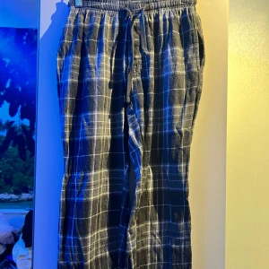 Pyjamas byxor - Skriv privat för intresse 
