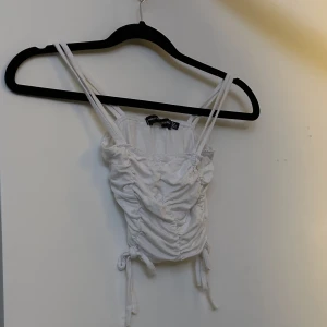Vit topp - Bra skick