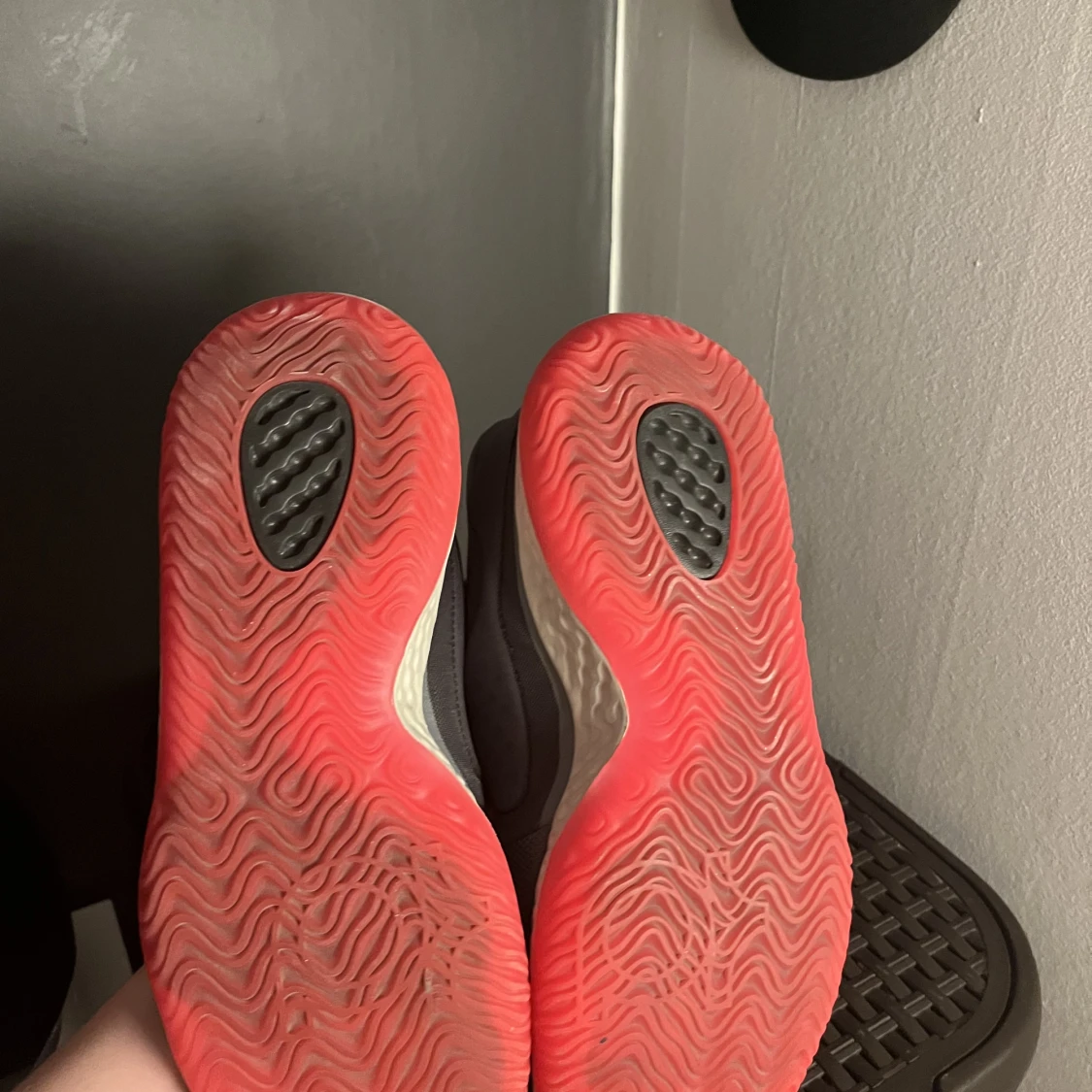 Kd trey 5 VIII smoke Grey laser Crimson  - 91