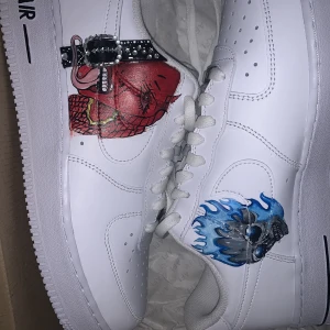 Customized af1 - Vafan finns inne i ett exemplar, efterfrågad design kan också göras