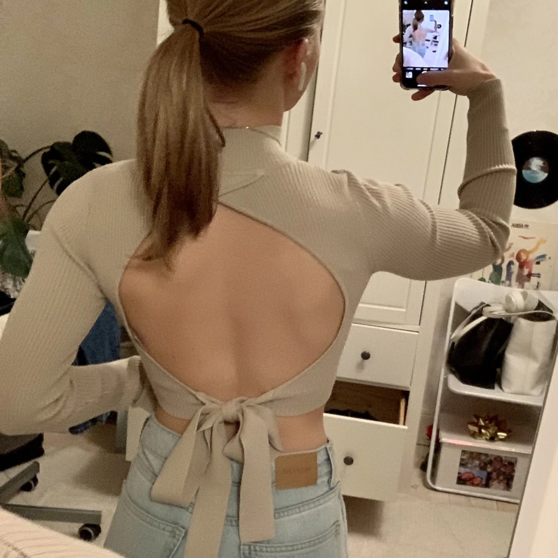 Topp med öppen rygg - 90