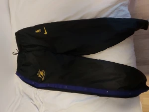 Lakers nba byxor  - Nyskick och rkt snygga strl m herr  Köpta för 1300 