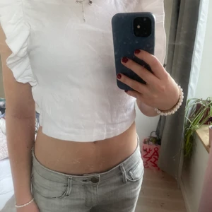 Söt topp💋💋 - Sååå söt och populär topp från zara köpt förra året, Perfekt nu till sommaren!❣️💋😇
