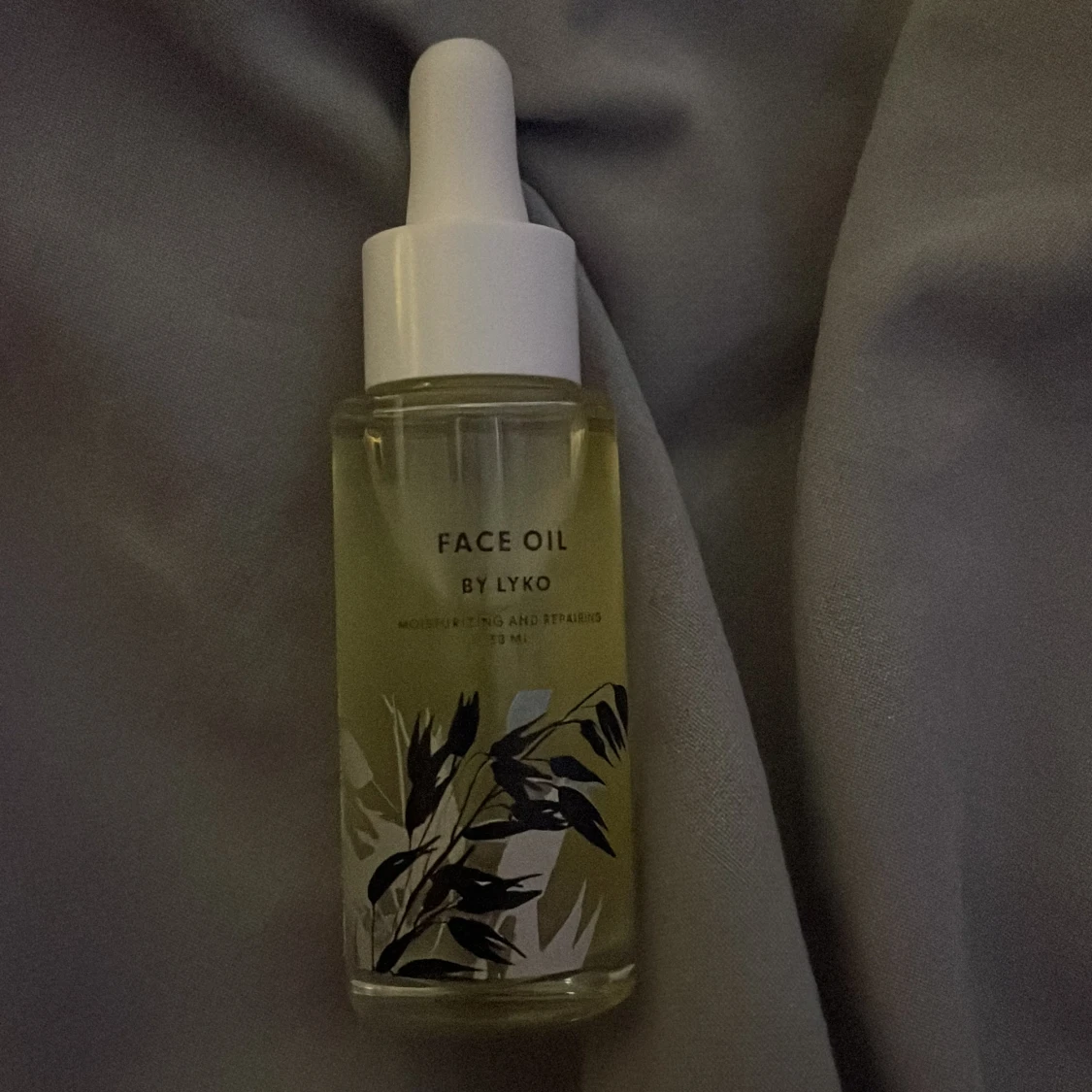 Face oil 