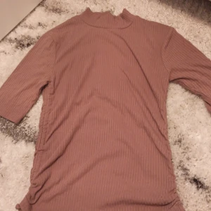Tröja - Använd ca 2 gånger 