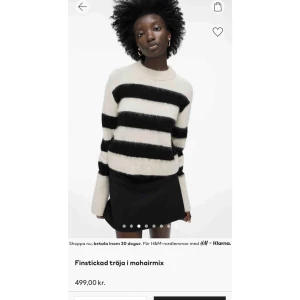 Mohair stickad tröja  - Säljer denna stickade tröja i mohair från hm. Superfint skick! 