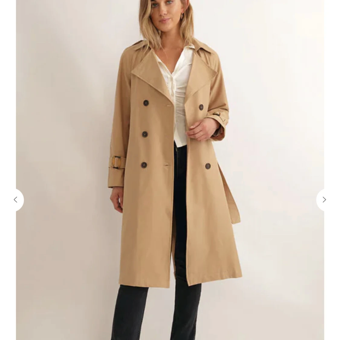 Beige kappa / trenchcoat 