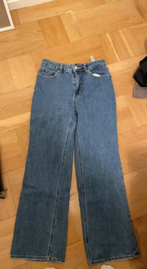 Petite Jean Vera Moda  - Använda 1 gång, inköpspris 449, säljer för 250 