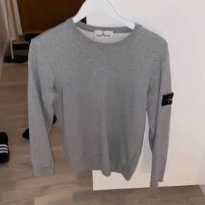 Stone island sweatshirt  - Stone island tröja, fint skick