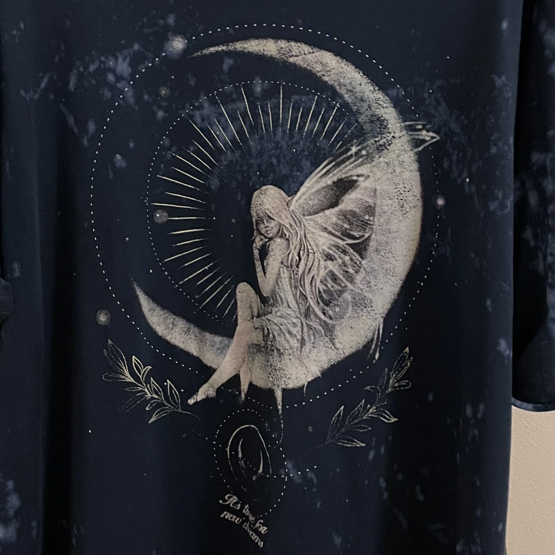 Vacker tröja med tryck  - 90