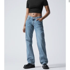 Arrow low - Arrow low jeans i storlek 27/32 säljer pga för små de är i jätte fint skick!💓💓