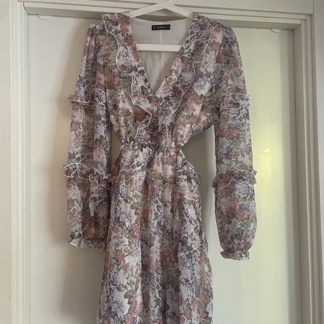 Blommig klänning  - 91