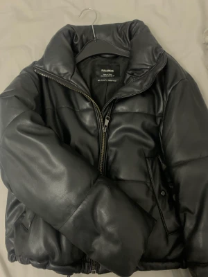 Jacka  - Jacka köpt från asos som ny inga fel