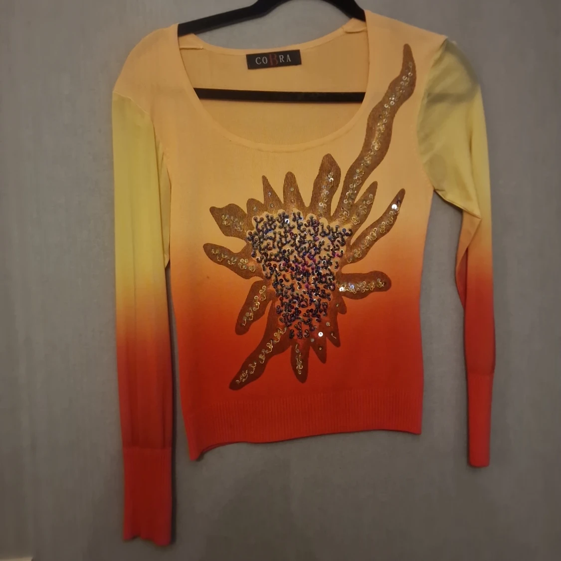 En ny  t-shirts men den var för small för mig 