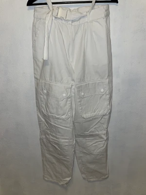 Cargobyxor - Cargobyxor från collusion I fint skick knappt använda 