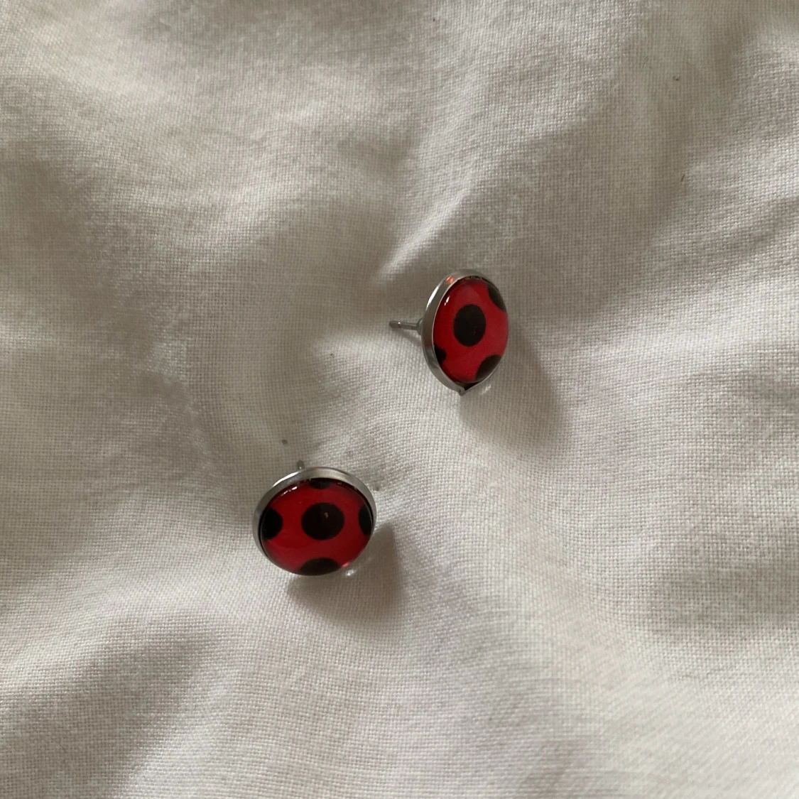 Nyckelpig örhängen  - 91