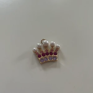 Berlock - Berlock till halsband från Juicy Couture. 13kr frakt.