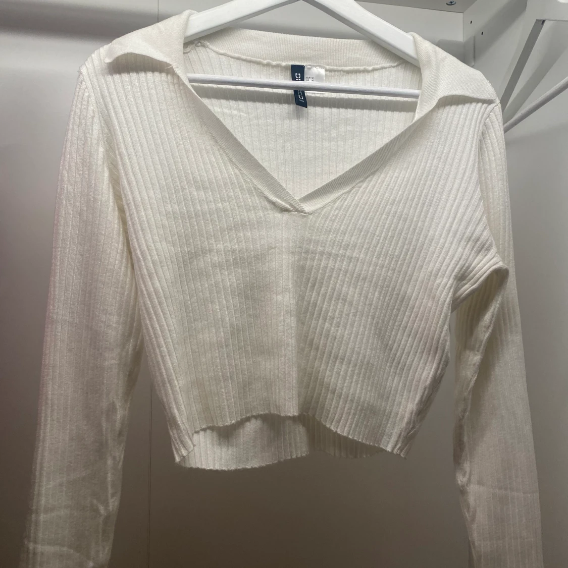 Croppad tröja med krage - 90