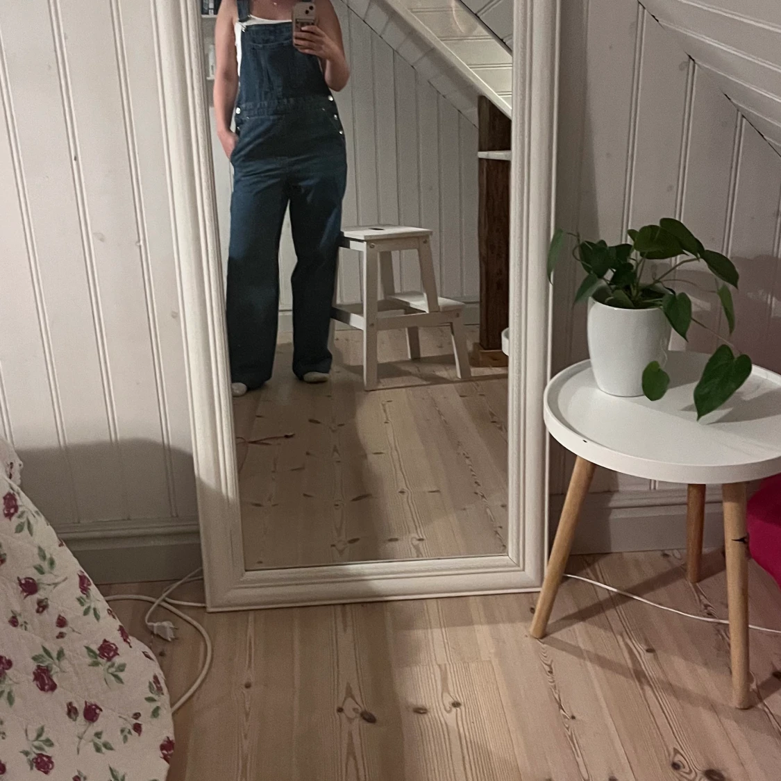 Jeans hängselbyxor  - 90