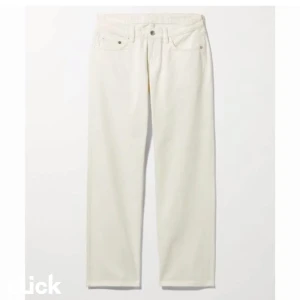 Weekday arrow jeans - Säljer dessa snygga byxor!! Helt oanvända med prislapp kvar. Säljer pga fel storlek