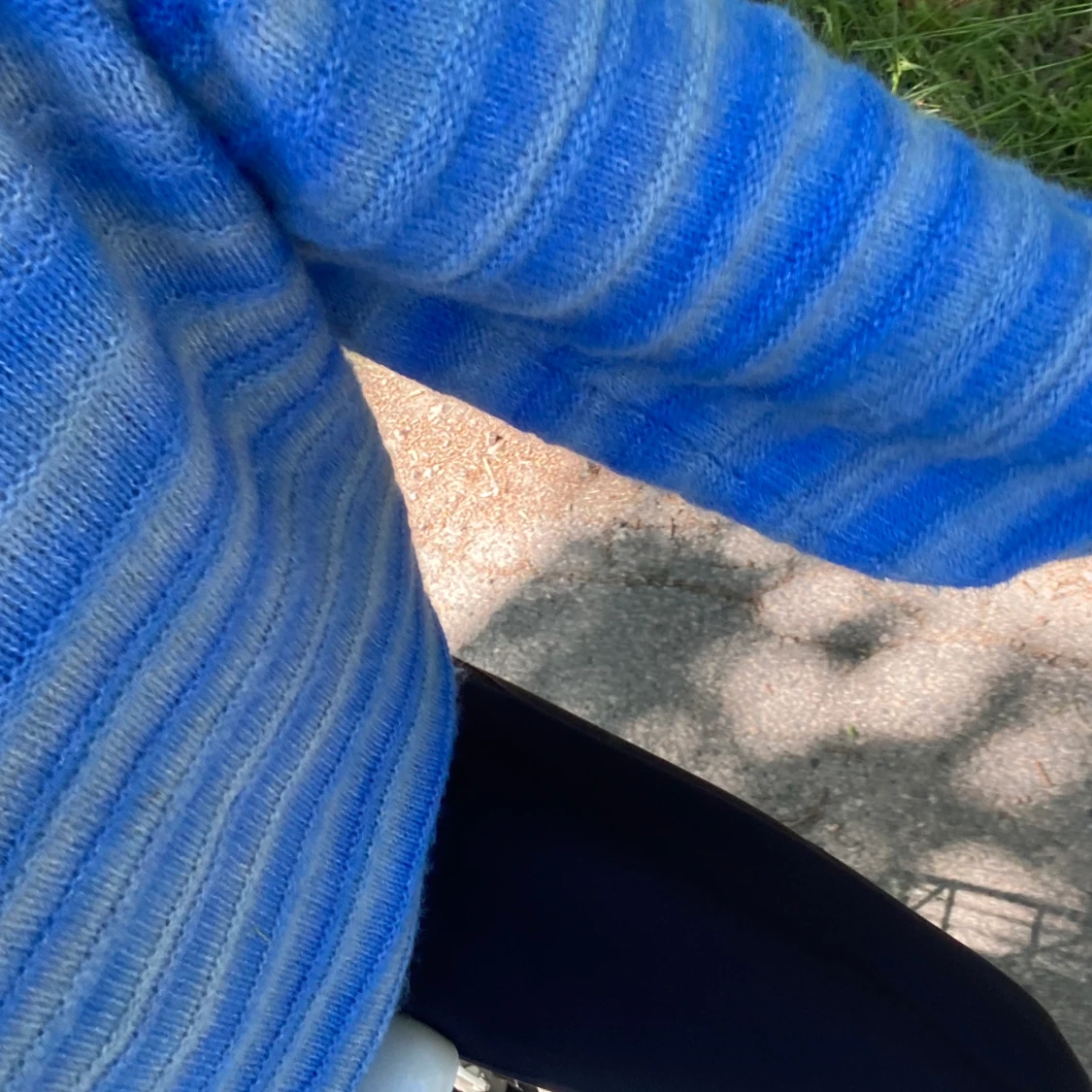 Randig stickad tröja  - 90