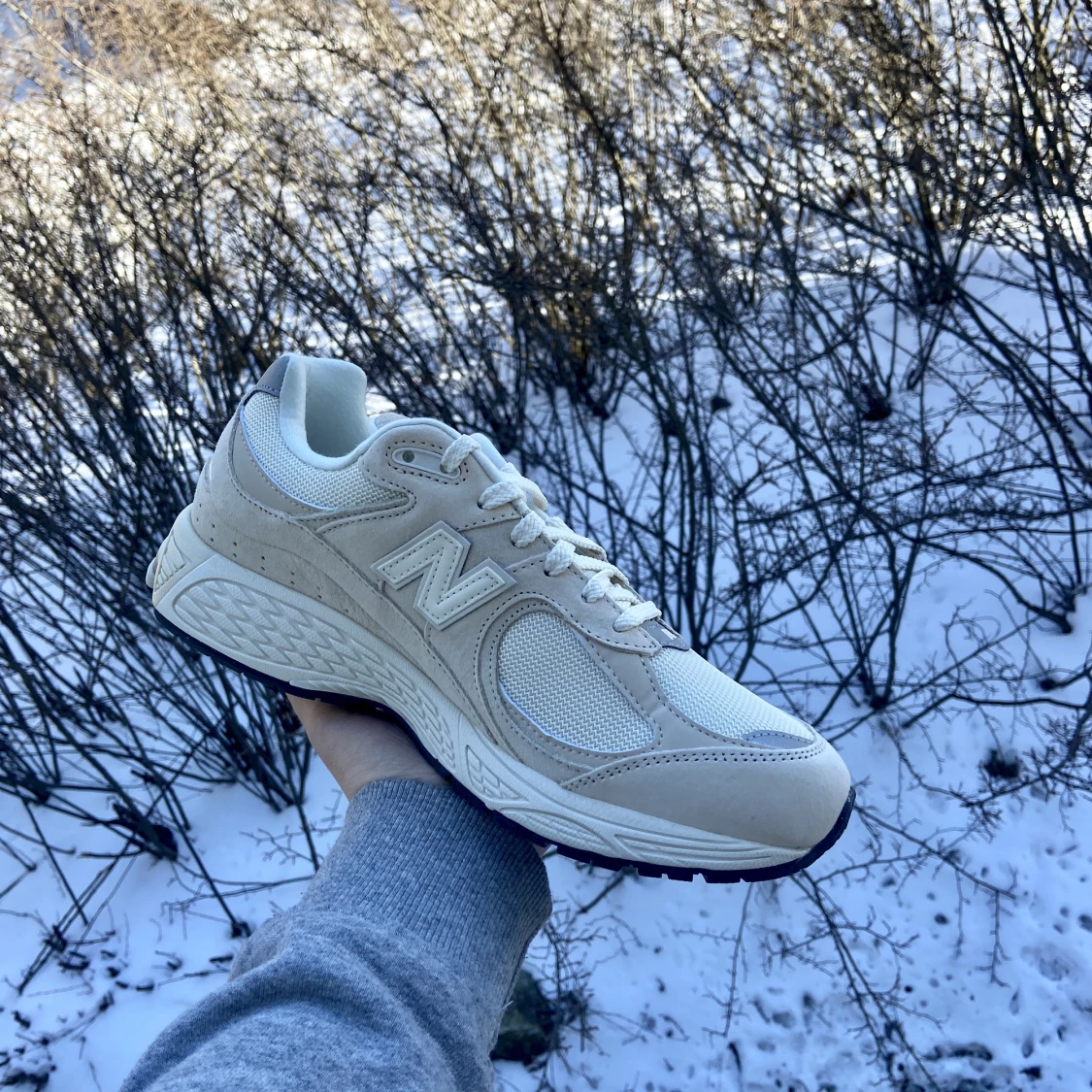 New Balance 2002R Off White - 91