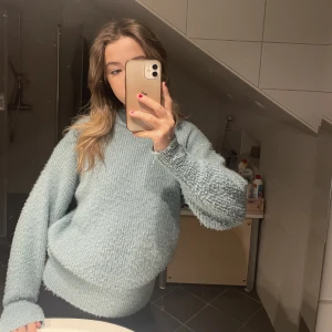 Blå tröja! - Använder ej längre!