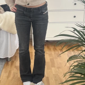 Diesel jeans - Säljer dessa diesel jeans pga använder inte, använda fåtal gånger, som nya!❤️