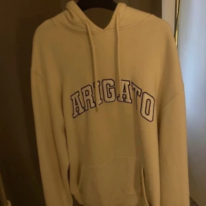 Axel Arigato Hoodie - Knappast använd  Herr Storlek M