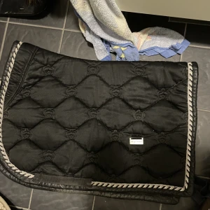 Ps of Sweden schabrak  - Säljer en fin PS schabrak storlek Cob o är i superfin skick! 210kr+ frakt