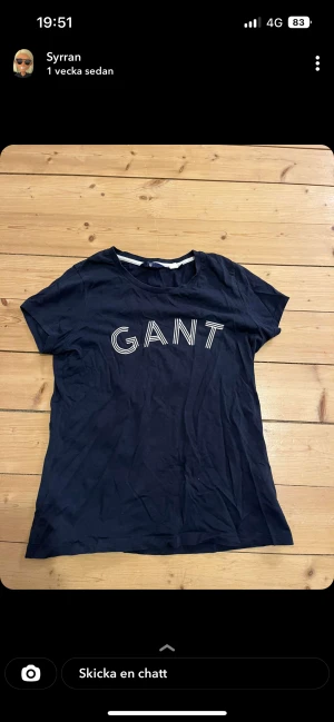 Gant t-shirt - Säljer en gant t-shirt i storlek s då jag inte passar den längre, är i ett fint skick, köparen står för frakten!