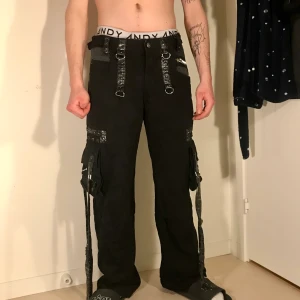 Darkwear - Rensar kläder