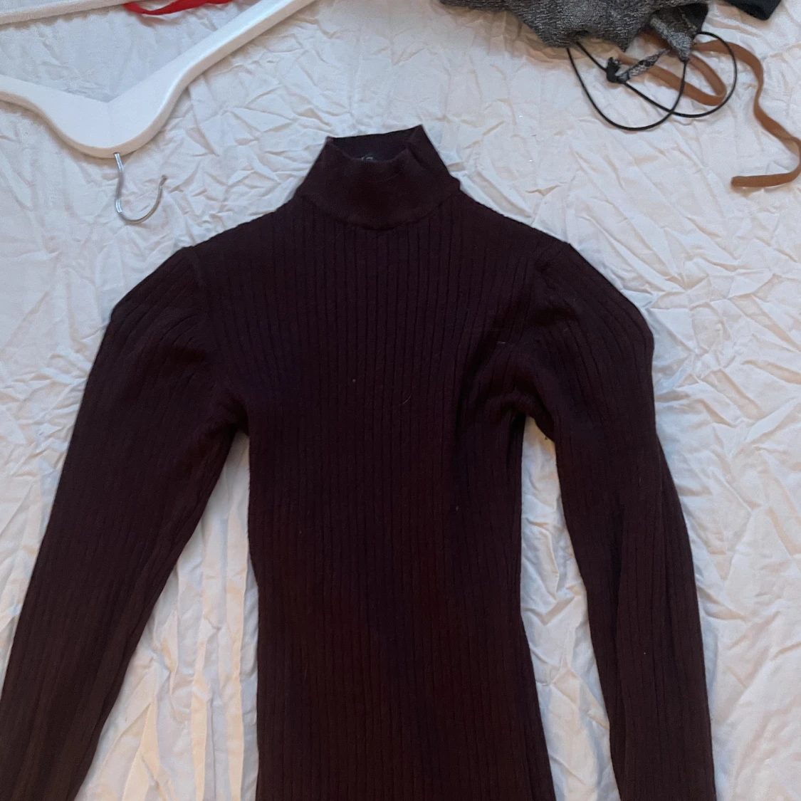 Vinröd höstklänning