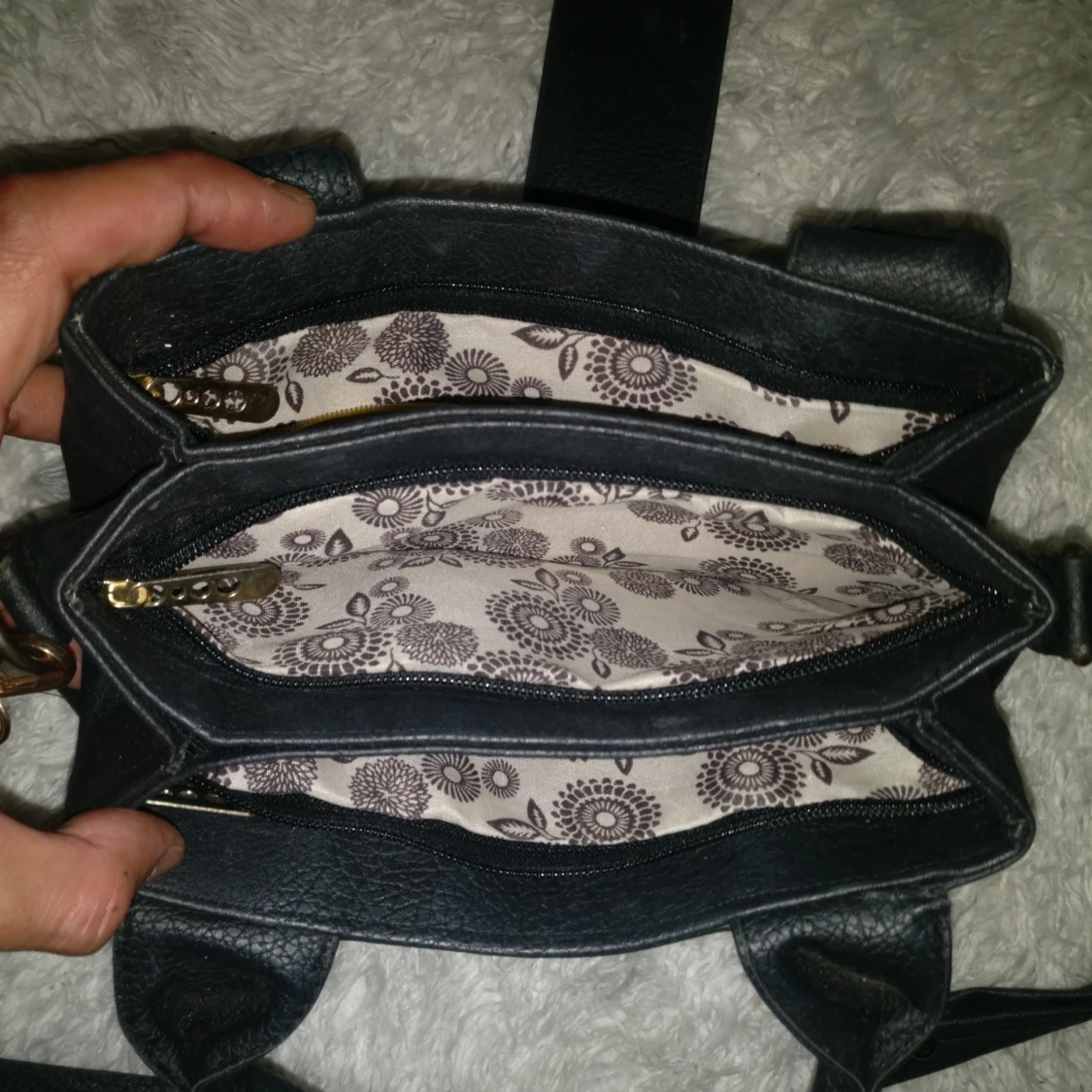 Axelrems väska  - 91