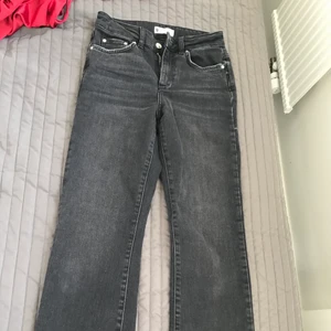 Jeans  - Jeans från gina tricot använd bara en gång 