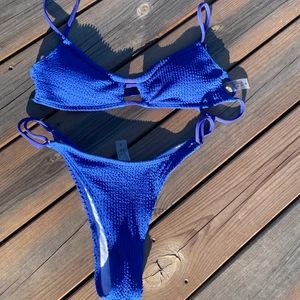 Shein bikini - Bikini från shein som aldrig är använd . Storlek m men skulle säga s