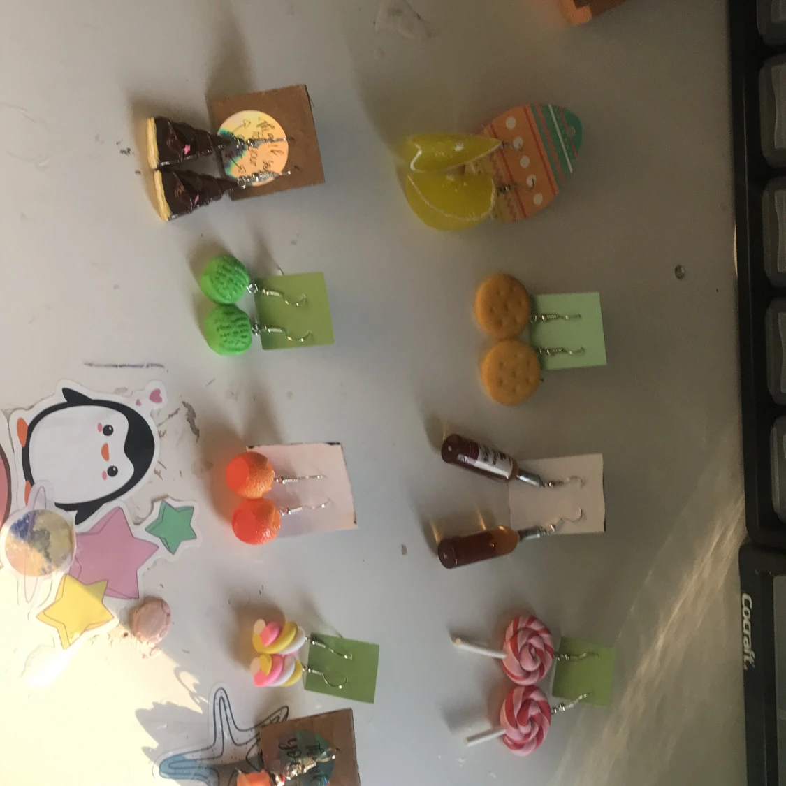 Jag säljer dessa örhängen för bara 20kr  - 90