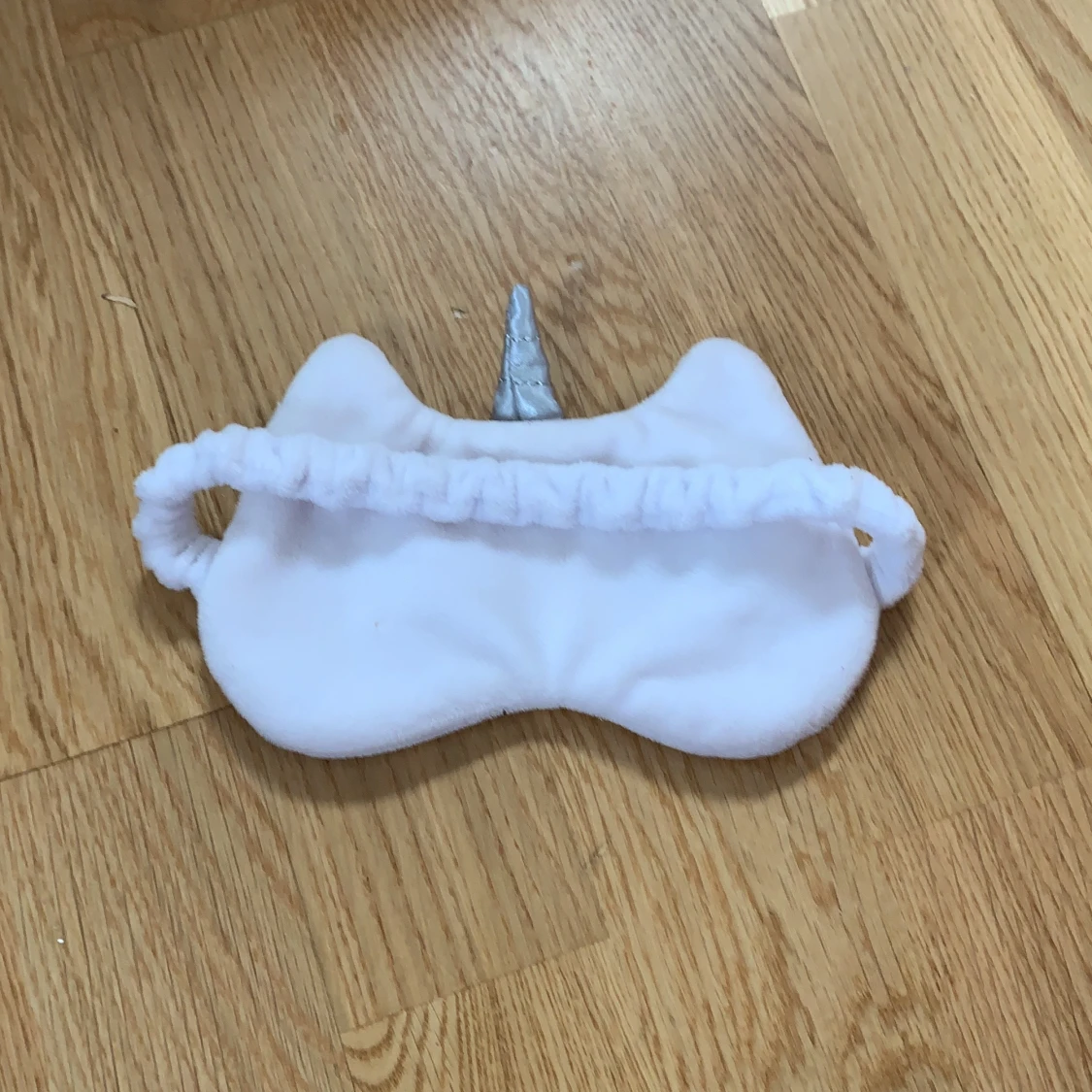 En enhörnings sovmask  - 90