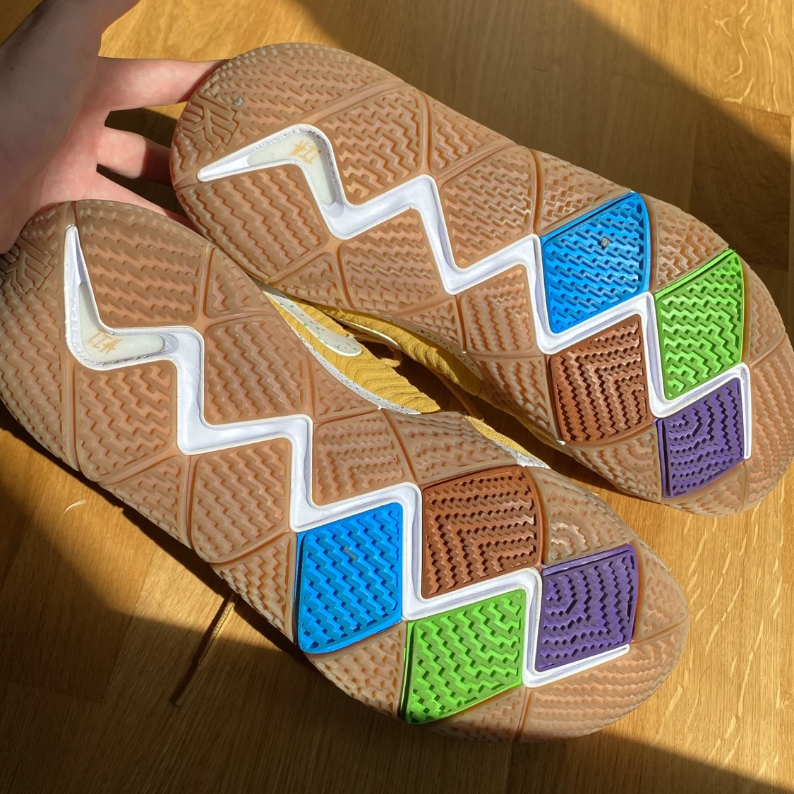 Nike Kyrie 4 ’Cinnamon Toast Crunch’ - 91