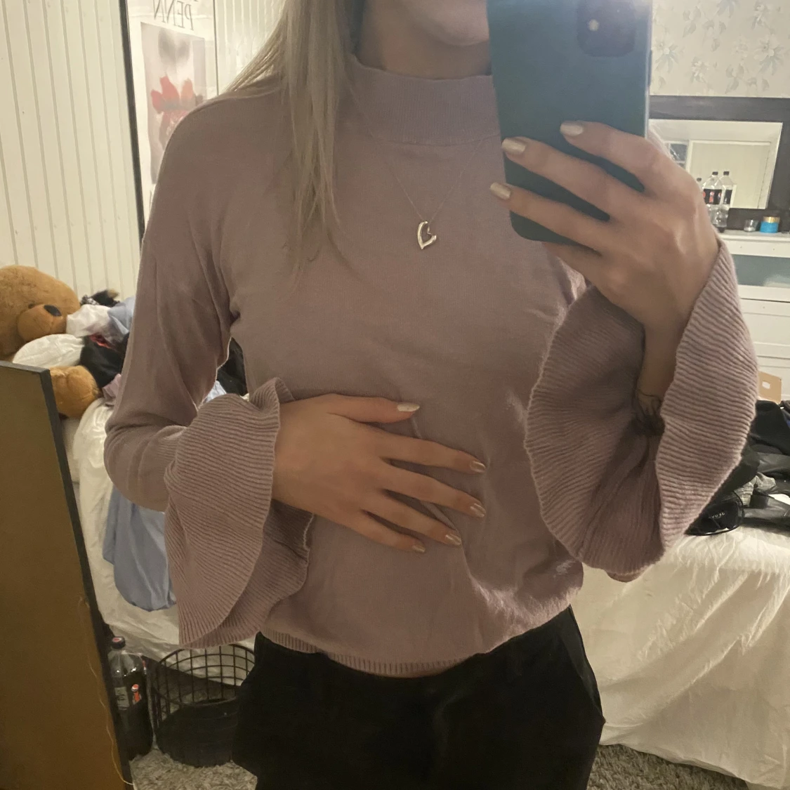 Tröja med utsvängda ärmar