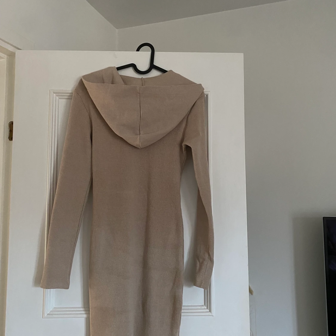 Klänning med luva  - 90