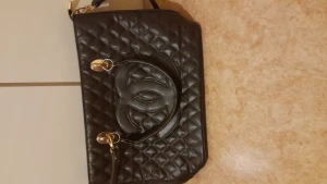 Chanel väska  - Hej, om ni är intresserad skicka DM.