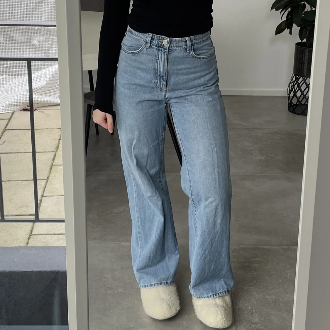 Ljusa jeans